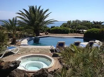 Apartment Relais Euterpini San Michele (Pantelleria)